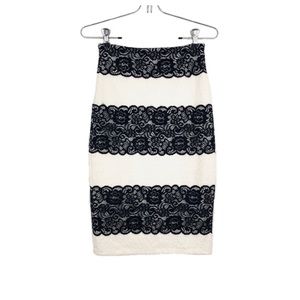 Nikibiki White w Blace lace Pencil Skirt